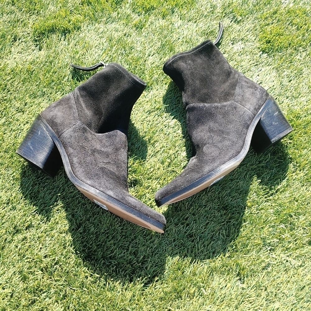 27 Edit Berkley2 Black Suede Boots - Picture 4 of 8